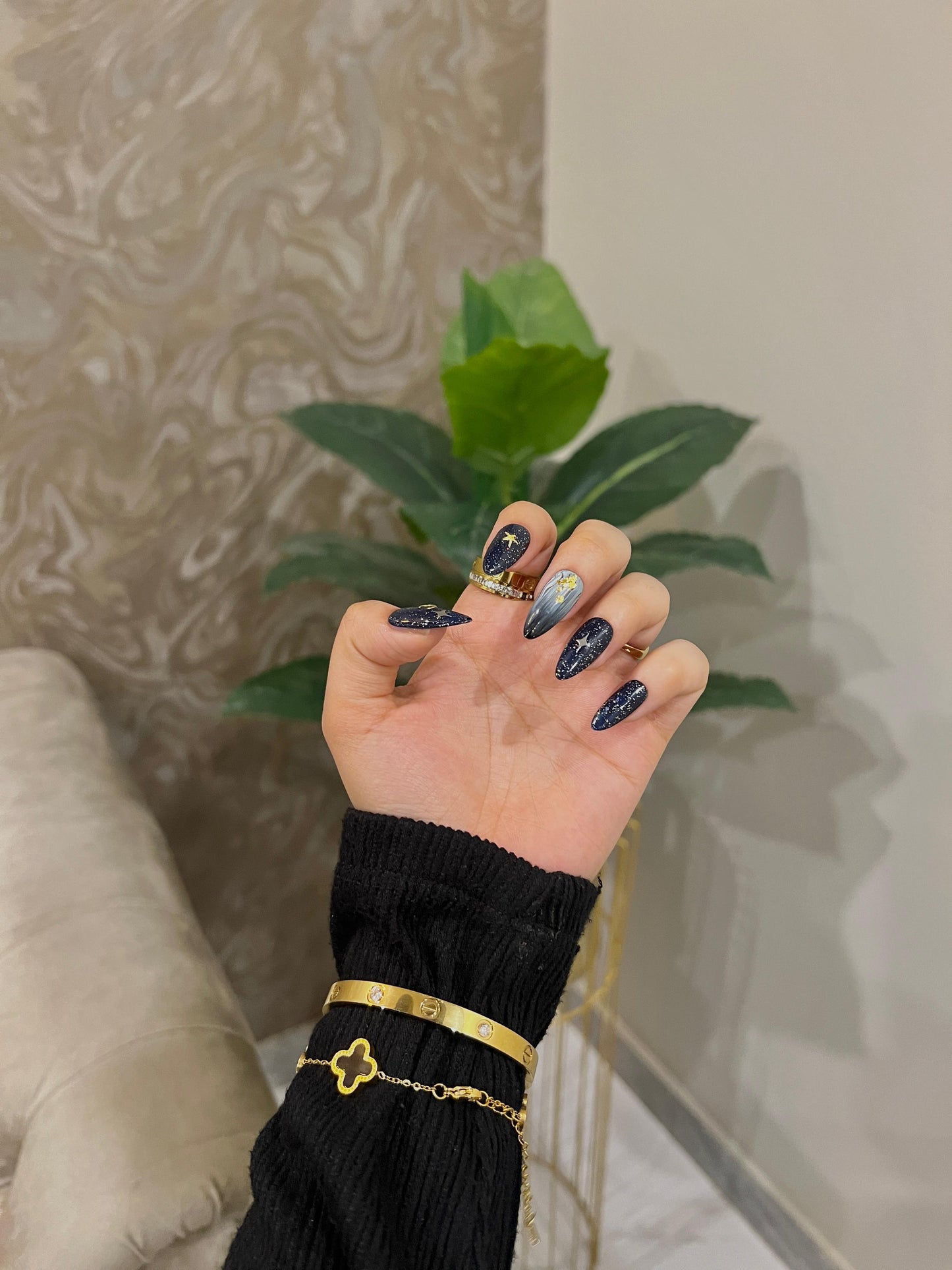 Midnight Sky Fall Nails 🌌🌙✨