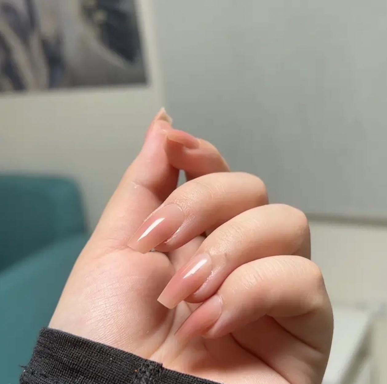 24 Pieces Nude medium length nails (Natural looking)
